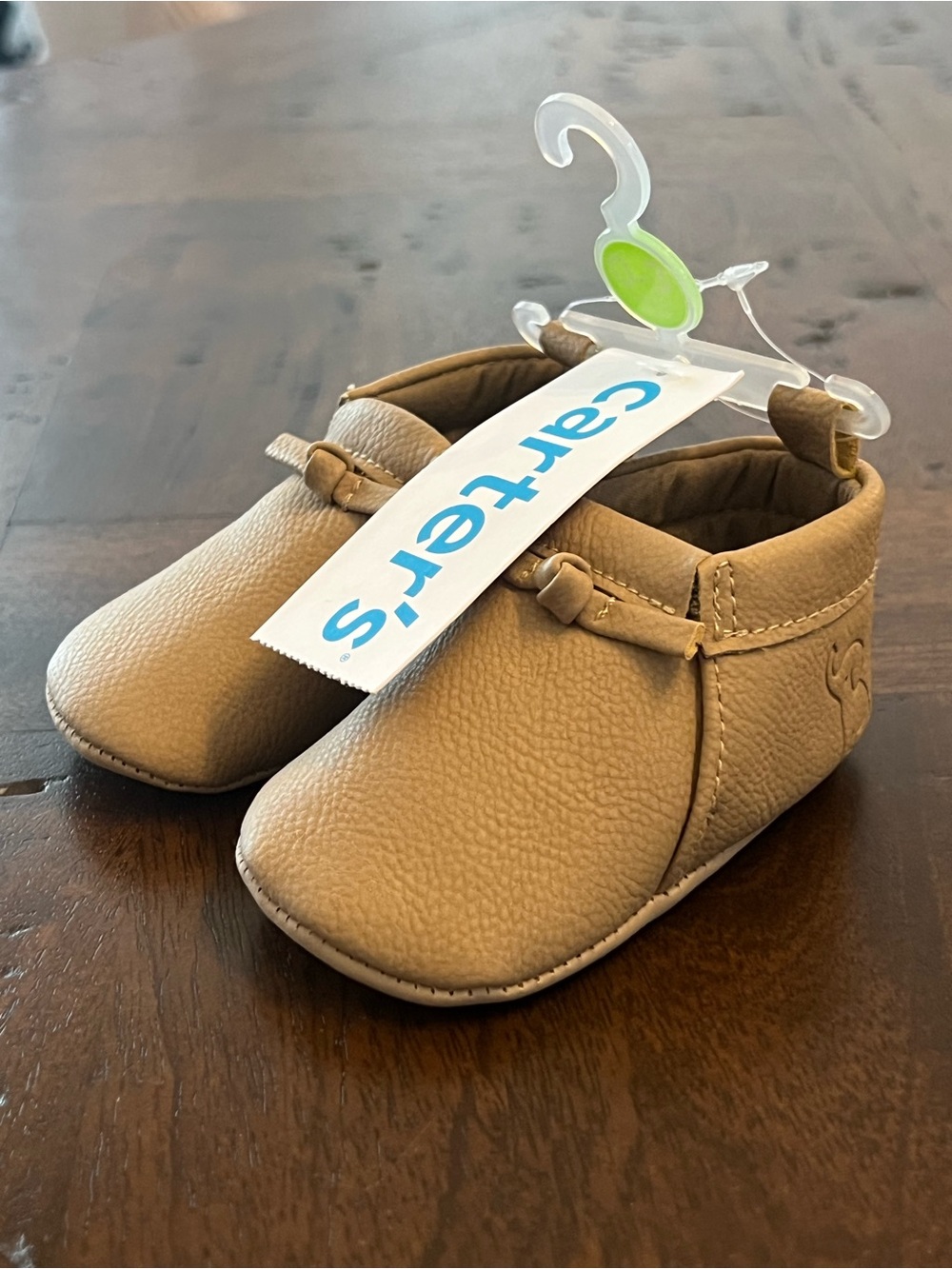 Carter’s Baby Crib Shoes Neutral Taupe Gray 0-3M NWT